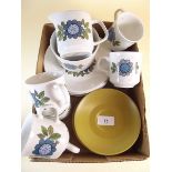 A 1960's Meakin floral teaset, incl - 6 tea plates, 6 saucers, 6 teacups and a milk and sugar bowl