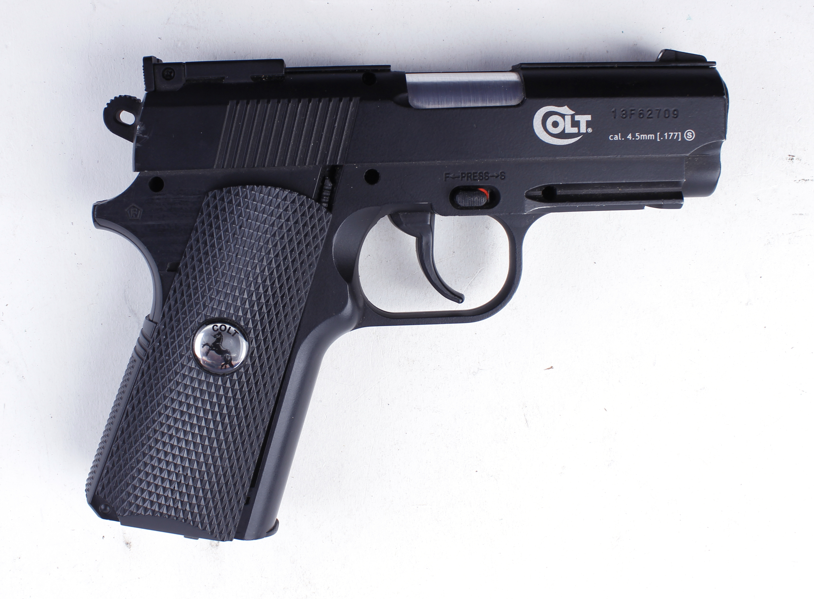 .177 Colt Defender Co2 air pistol, no. 13F62709