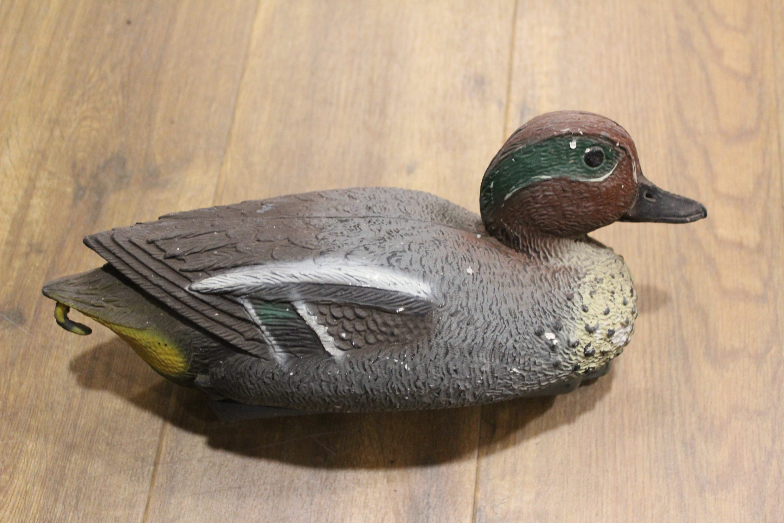16 various pigeon decoys, shell and full bodied; 3 duck decoys
