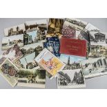 Postcards, loose an accumulation of approx 1000, Edwardian and later cards inc, Historic Buildings &