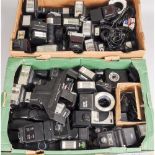 A Tray of Flash Guns, manufacturers including Metz, Vivitar and others together with some