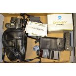 A Minolta Dynax 800si SLR Camera, in original manufacturer's box, together with a 4000 AF flash gun,