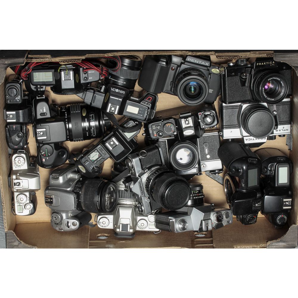 35mm SLR Cameras, manufacturers including Canon, Olympus, Praktica, Pentax and more.