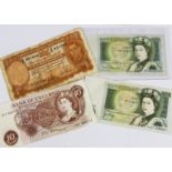 A collection of British and World bank notes, including 13 one pound coins, one notable Somerset,