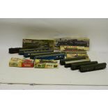 Kitmaster and Airfix OO Gauge Kits and Made-up Models, including largely unmade Kitmaster Stirling