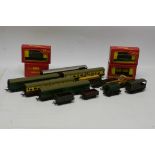 Triang and Hornby-Dublo OO Gauge Rolling Stock, including 2 SR green coaches, 2 converter wagons,