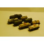 Hornby Dublo 00 Gauge ICI Bogie Tanker, together with two white ICE Tank wagons, Power (2), UD,