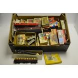 00 Gauge Coaches Trucks Kits and other Accessories by various makers, Wagons, Lima (50, Hornby (