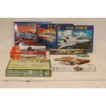 Boxed Model Kits, Vintage and modern military vehicles, including aircraft, tanks, submarine,