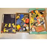Meccano, A collection of post-war meccano in various colours including a variety of components and