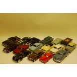 1:18 Scale Models, A collection of vintage private American vehicles, including examples by Road