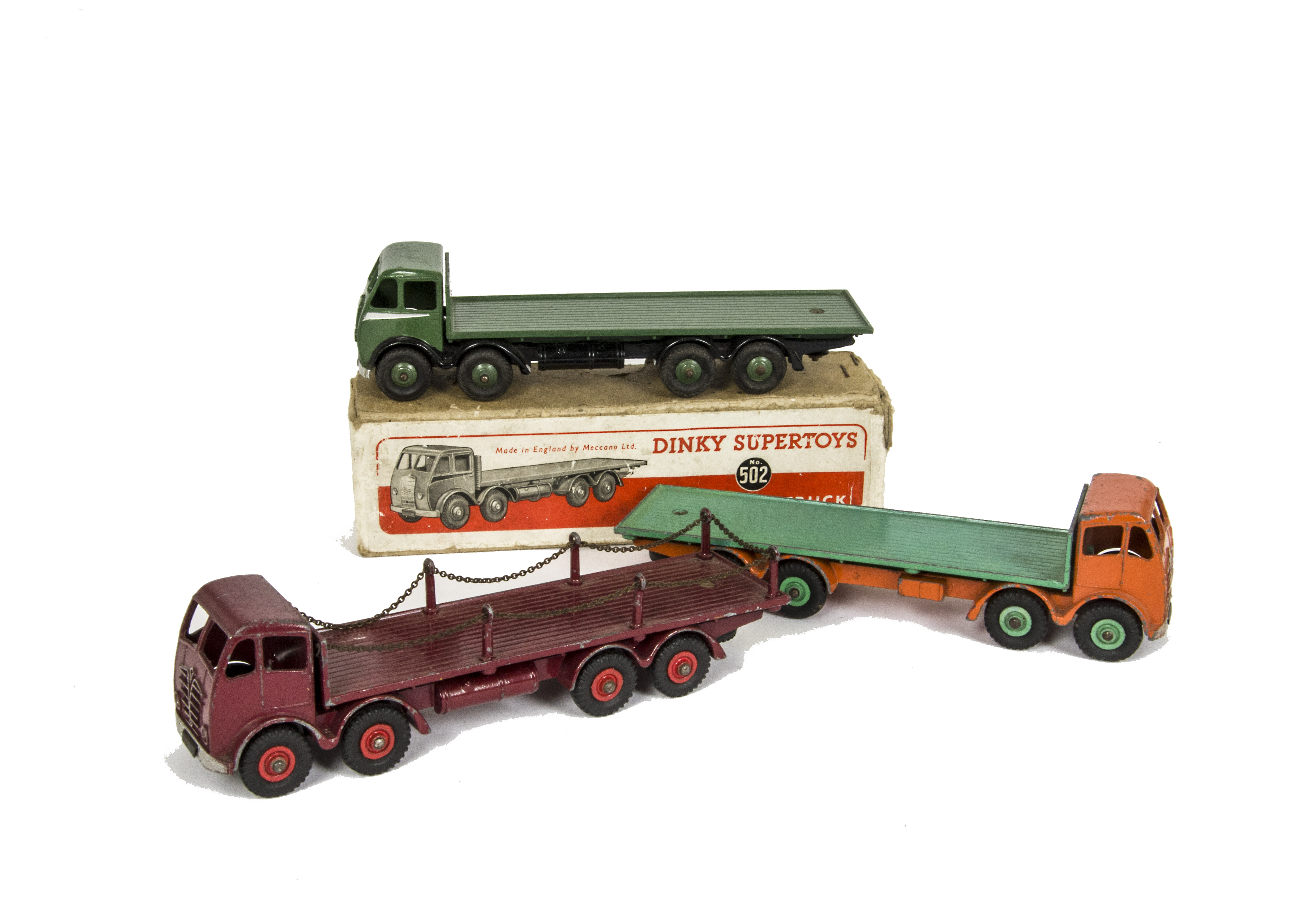 Dinky Supertoys 502 Foden Flat Truck, 1st type, dark green cab, flatbed and hubs, black chassis,