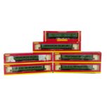 Hornby (China) 00 Gauge SR malachite green coaches, R4008A (2), 4009A (2), 4009C and R4057 SR