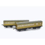 An O Gauge 3-rail LNER 2-car electric train by Alan Middleton, with tinprinted 'teak' finish in