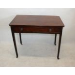 A George III mahogany side table, with single frieze drawer, 86 cm wide x 49 cm deep x 72 cm high