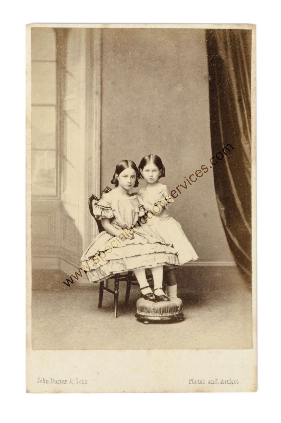 Cartes de Visite Portraits - Sisters, mainly UK photographers, mostly two sisters together, one of - Image 4 of 4