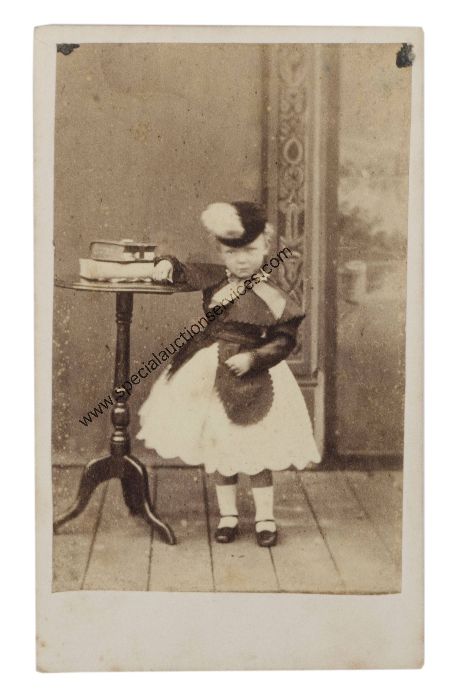 Cartes de Visite Portraits - Girls, mainly UK photographers, albumen, 1860s, G-VG (50) - Image 3 of 3