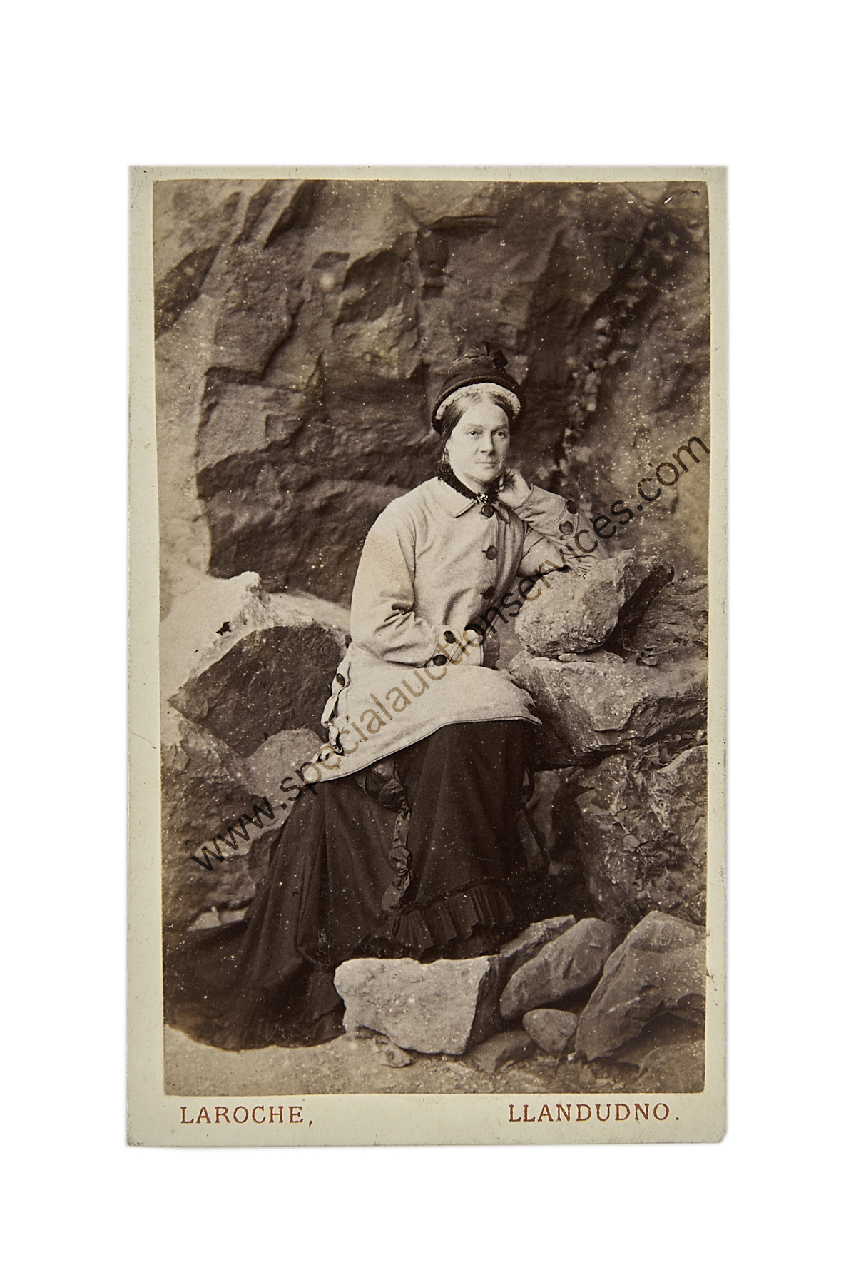 Cartes de Visite Portraits - Wales and UK Towns, Llandudno/ Thomas Edge (3), H Kennerly of vicar ( - Image 3 of 3