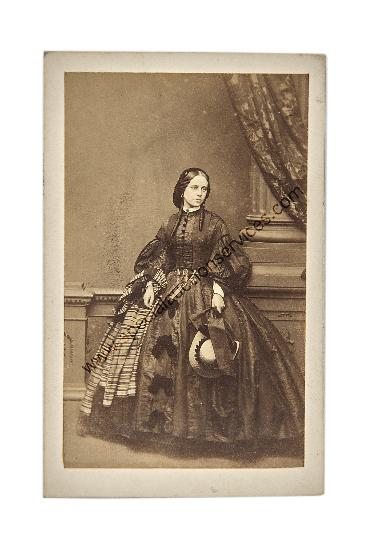 Cartes de Visite Portraits - Ladies, mainly UK photographers, albumen, 1860s, G-VG (50) - Image 2 of 3