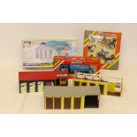 Britains Riding School and Others, A boxed plastic 4714 Model Riding School (with accessories