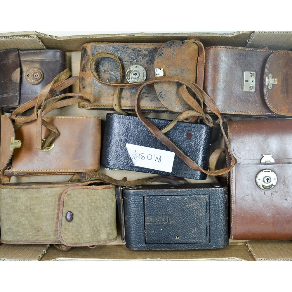 A Tray of Folding Cameras, incuding an Ensign Carbine, a Zeiss Ikon Lloyd and other examples