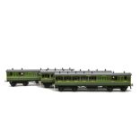 An ACE Trains O Gauge C/1 3-Coach Set, in SR green, comprising two brake/3rds and one all-1st