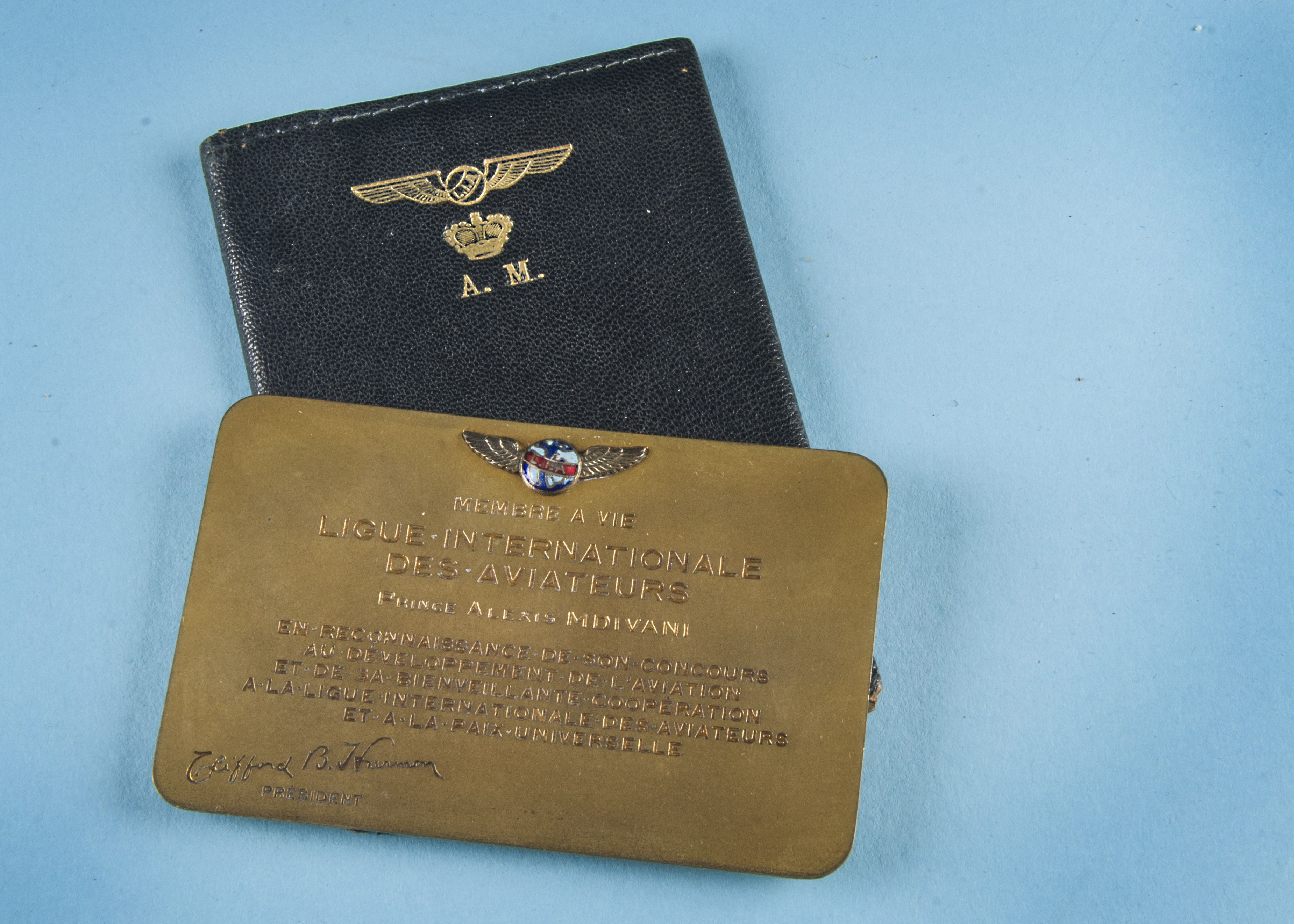 A interesting "Ligue International Des Aviateurs" Lifetime membership card/plate, in bronze coloured