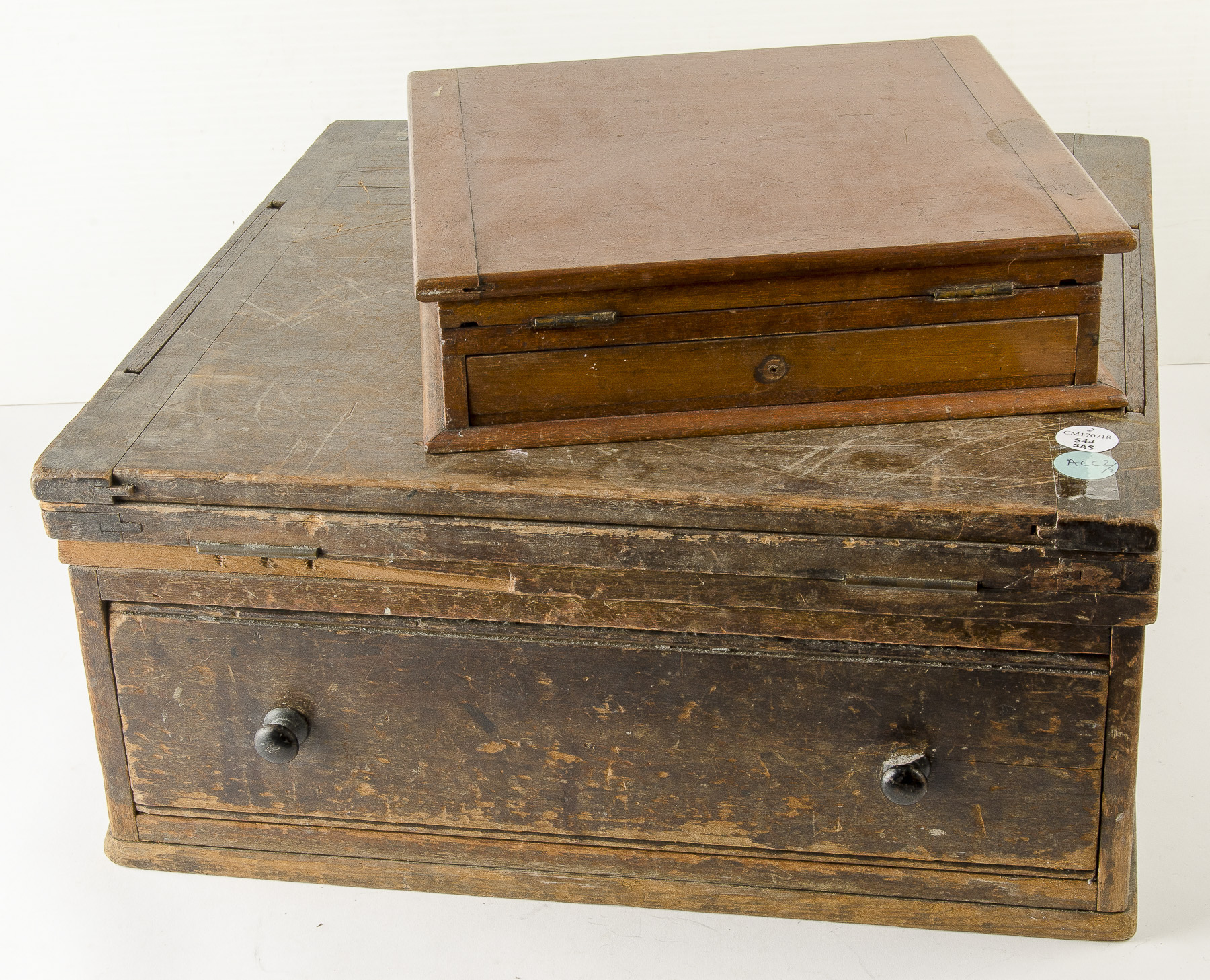 Retouching Desks, one mahogany, with mirror base and drawer, knob missing, circa 1900, 290mm wide