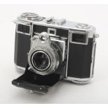A Zeiss Ikon Contessa 35 Compur Rapid, serial no. S1502, chrome, shutter jammed, body, G, with a T