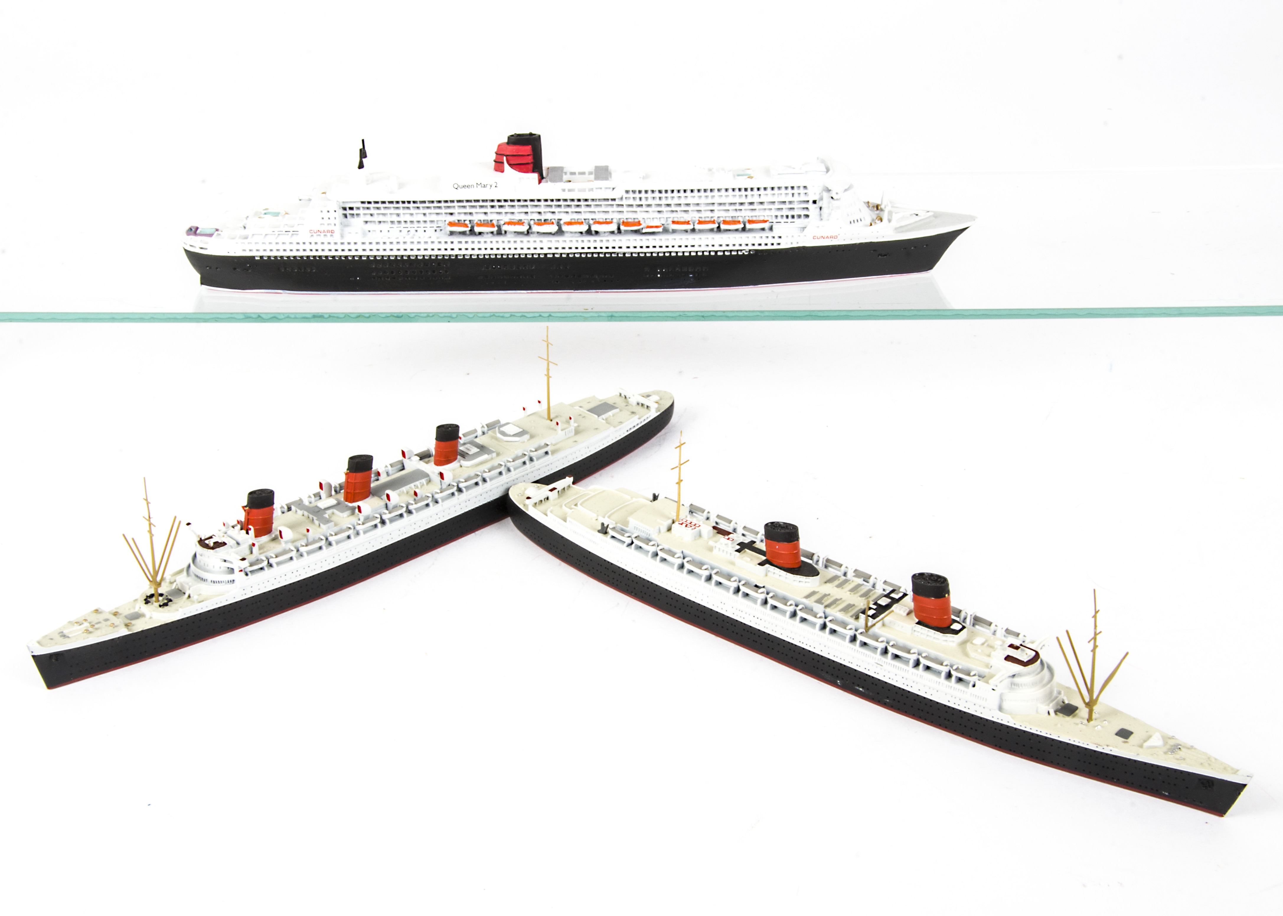 Various makers Cruise Liners 1:1200 metal and resin waterline models, CM KR Queen Mary 2, Mercator