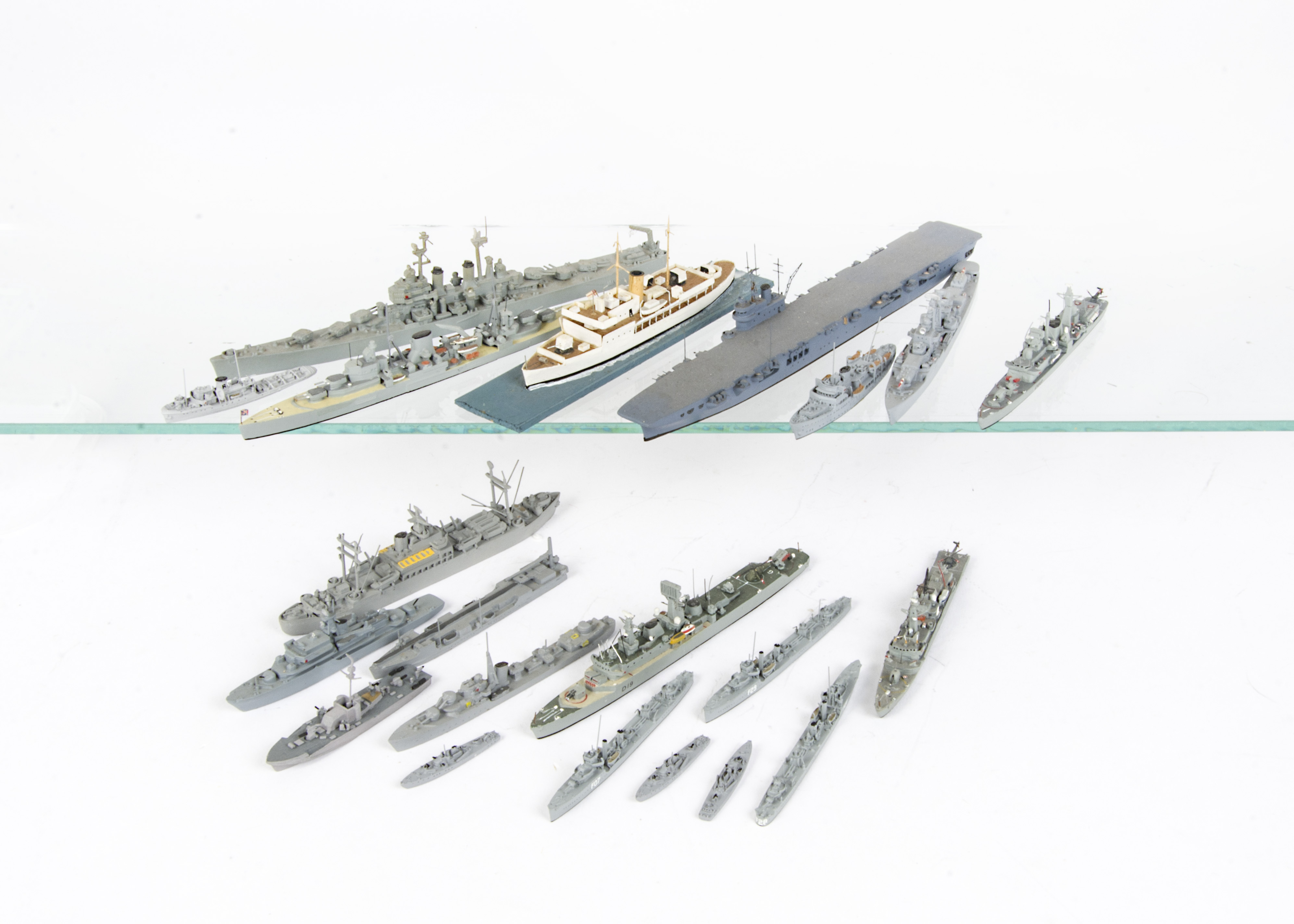 Various makers 1:1200 scale mainly modern Naval metal and resin waterline vessels, El Dorado, S