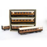 An ACE Trains O Gauge 2/3-rail C/4 LNER Coach Set (B) and Two Additional Coaches, the set comprising