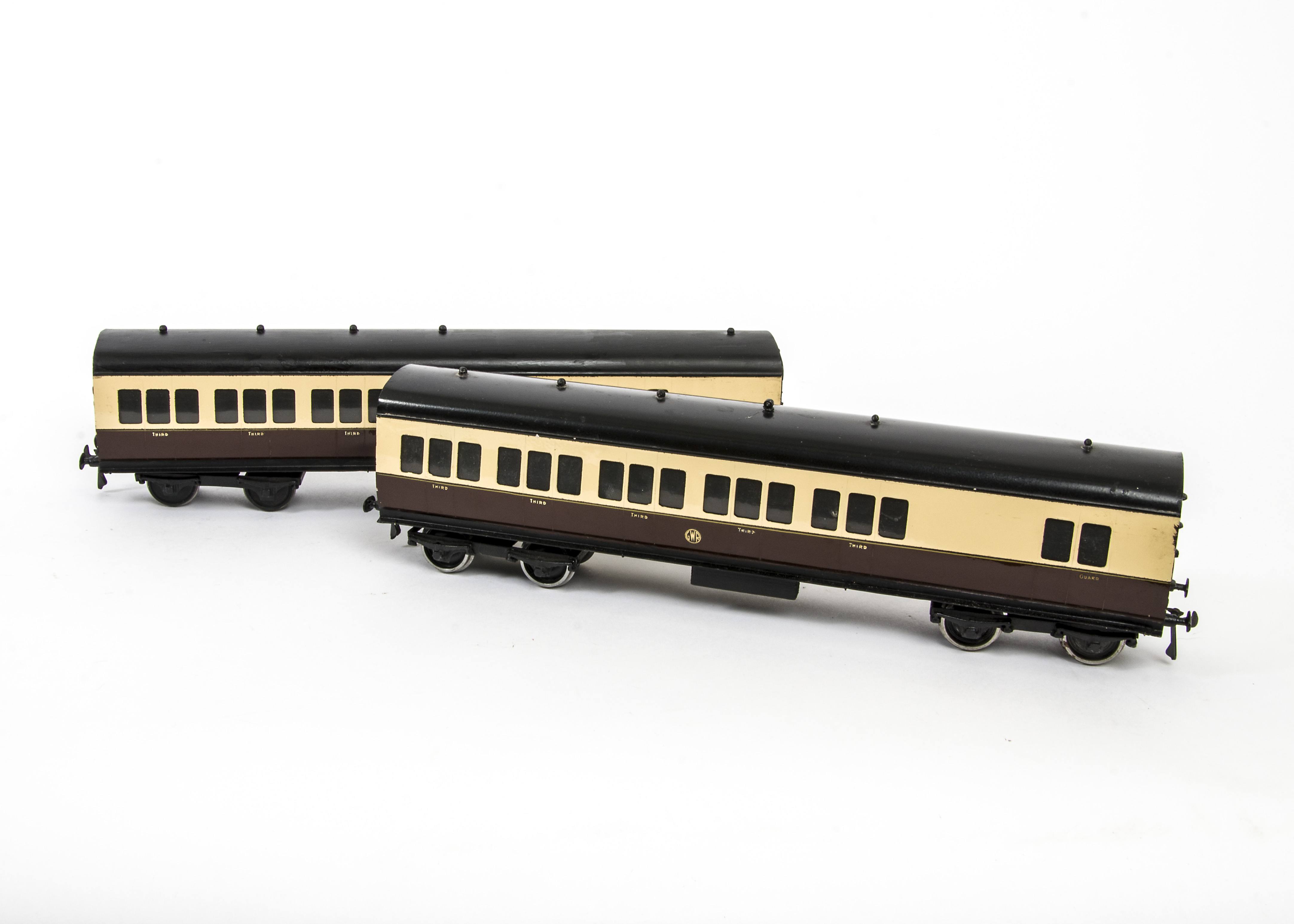 A Pair of Kitbuilt Finescale O Gauge GWR Brake/3rd Non-corridor Coaches, with unidentified kit