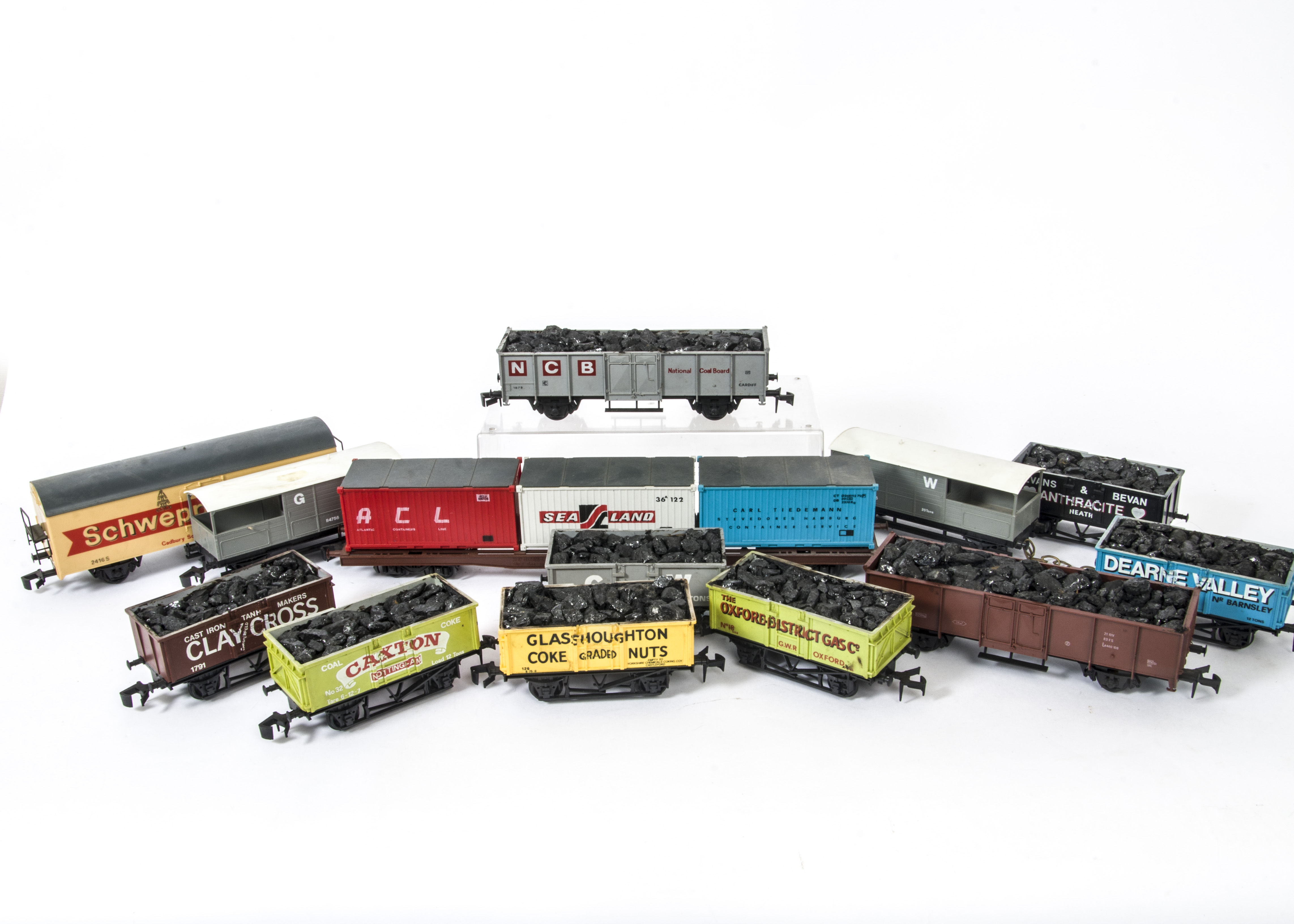 Lima O Gauge 2-rail Freight Stock, comprising 2 'Toad' Brake Vans, 7 different private owner coal