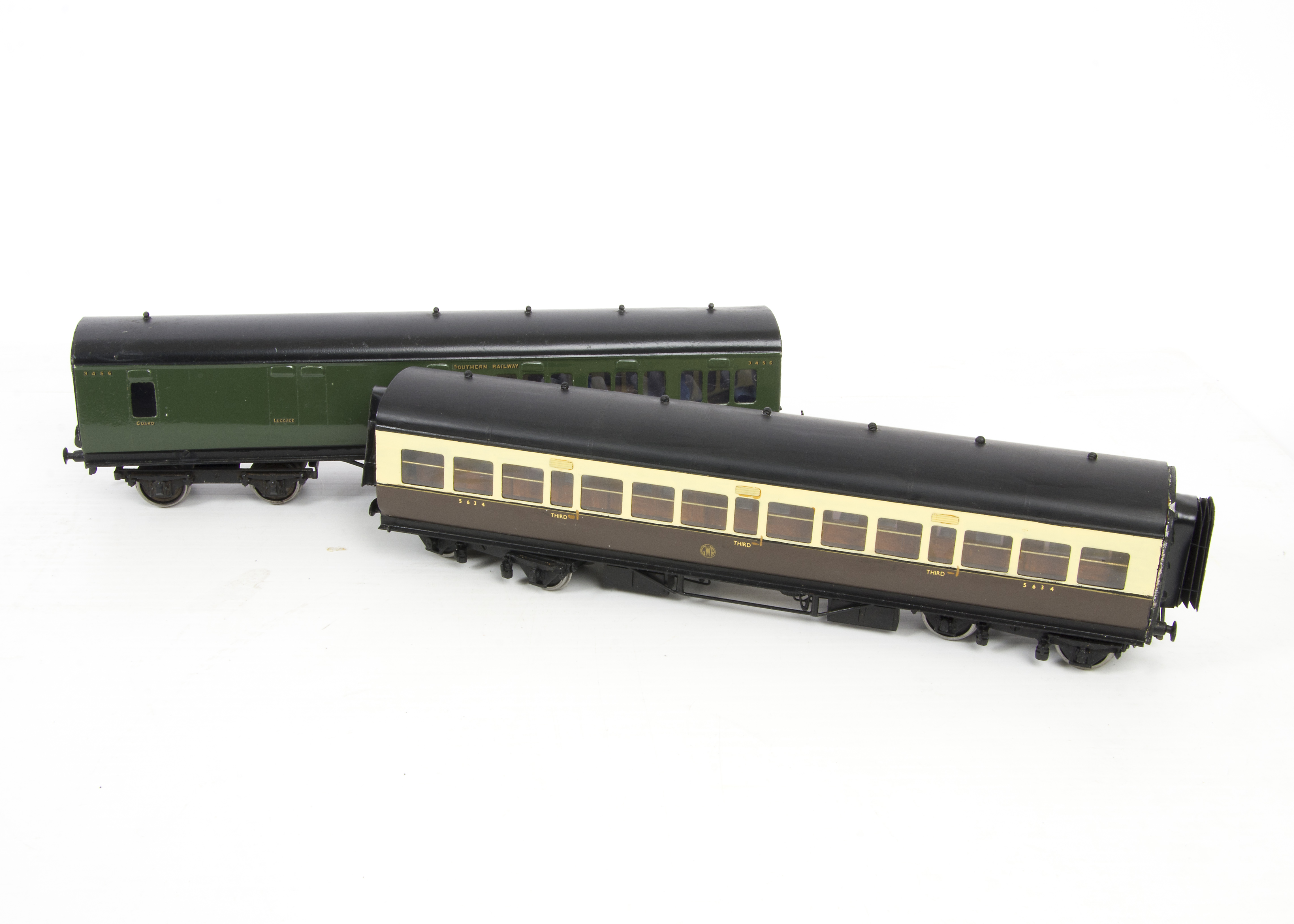 Two Repainted Exley O Gauge Suburban Coaches, comprising GWR 'shirtbutton' 3rd class no 5634, fitted