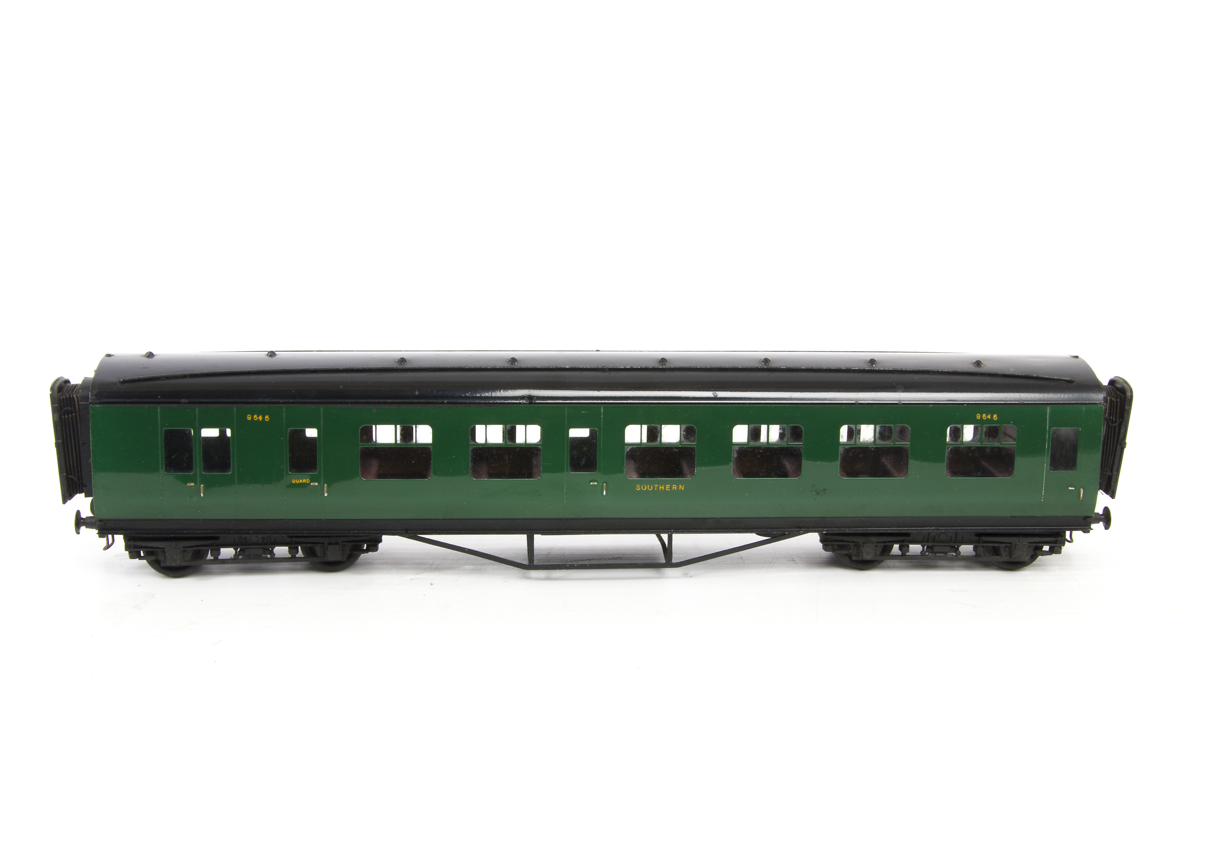 An Exley O Gauge Southern Railway Brake/3rd Coach, in SR green as no 8646, with interior