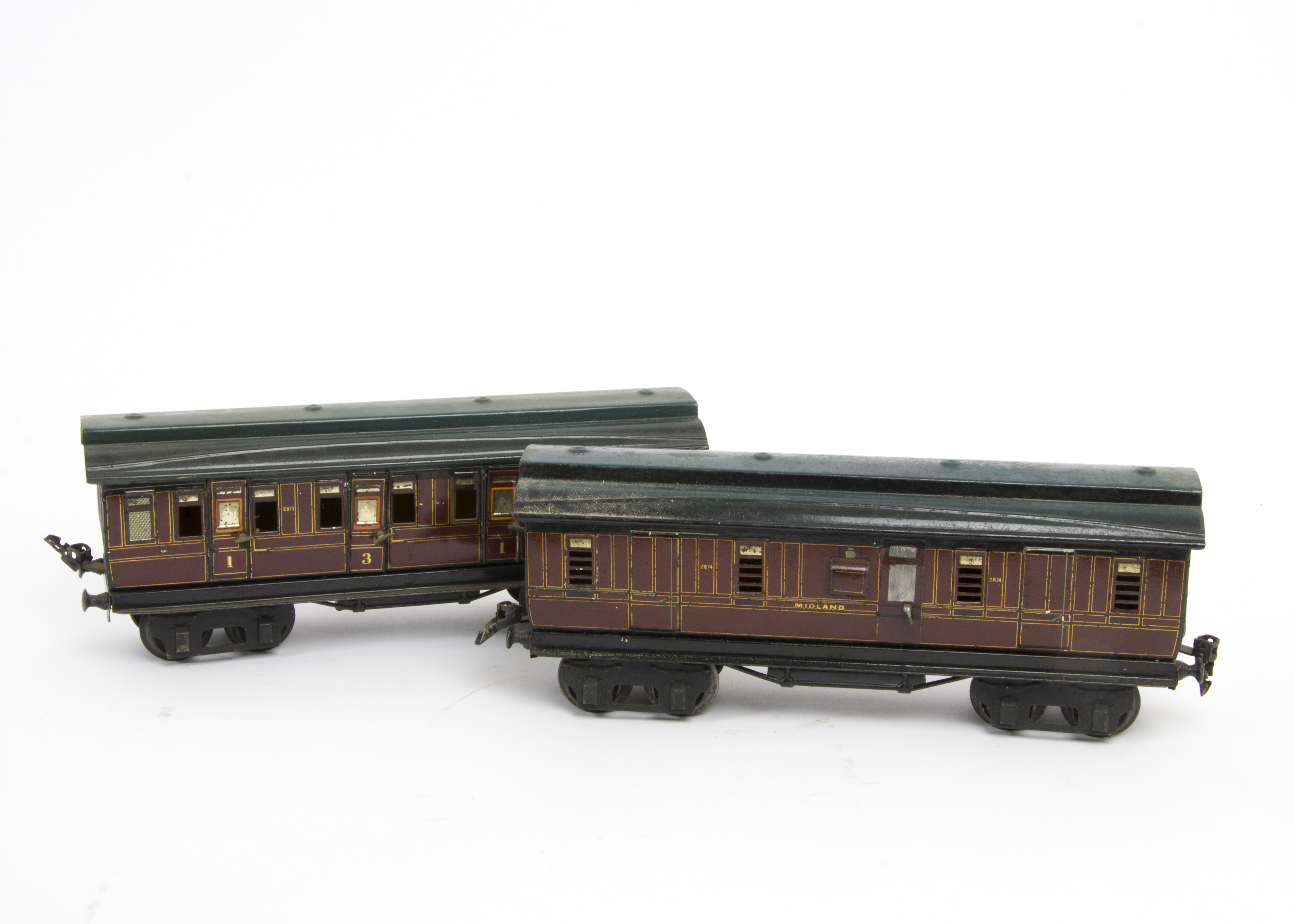 Märklin Gauge 1 Midland Railway/LMS Bogie Coaching Stock, both with clerestorey roofs, comprising