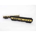 GWR Kit/Scratch-built Finescale O Gauge Coaches, comprising an un-numbered brake/3rd coach with '