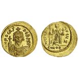 Phocas (602-610), AV Solidus, 4.43g, Constantinople, officina z, crowned, draped and cuirassed...