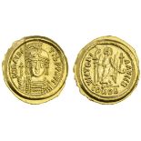 Maurice Tiberius (582-602), AV Solidus, 4.45g, Constantinople, officina b, plume-helmeted, drap...