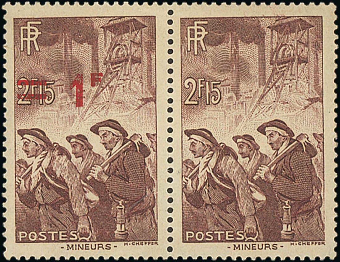 France 1940-41 Surcharges 1f. on 2f. 15 slate-purple, horizontal pair, one with surcharge omitt...