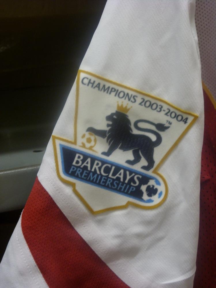 2004/05 Arsenal, a home players shirt as worn by Flamini, Number 16 on reverse - Image 3 of 6