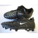 VLADIMIR SMICER / LIVERPOOL / BOOTS A pair of Nike Zoom Air boots worn during the 2001/2 season with