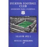 EVERTON V WEST HAM 1952 Programme for the League match at Everton 25/10/1952, slightly creased.
