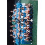 MANCHESTER CITY 1973 Col 12 x 8 photo, showing an image of Manchester City players posing for a