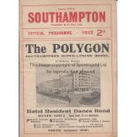 SOUTHAMPTON - FULHAM 1939 Southampton home programme v Fulham, 25/2/1939, Division 2 , slight