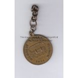 BRITISH EMPIRE EXHIBITION / WEMBLEY 1924 Small medallion on a chain, one side is the Wembley logo