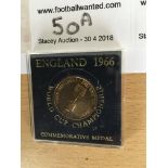 England 1966 World Cup Commemorative Medal: Never removed from original case with one side showing