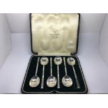 A cased set of six silver Mappin & Webb spoons (6)