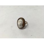 A 9ct gold cameo ring. Weight approx 4.7g, size ap